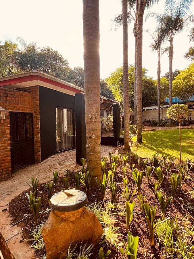 The Hart House Bed & Breakfast Hartbeespoort Exterior photo